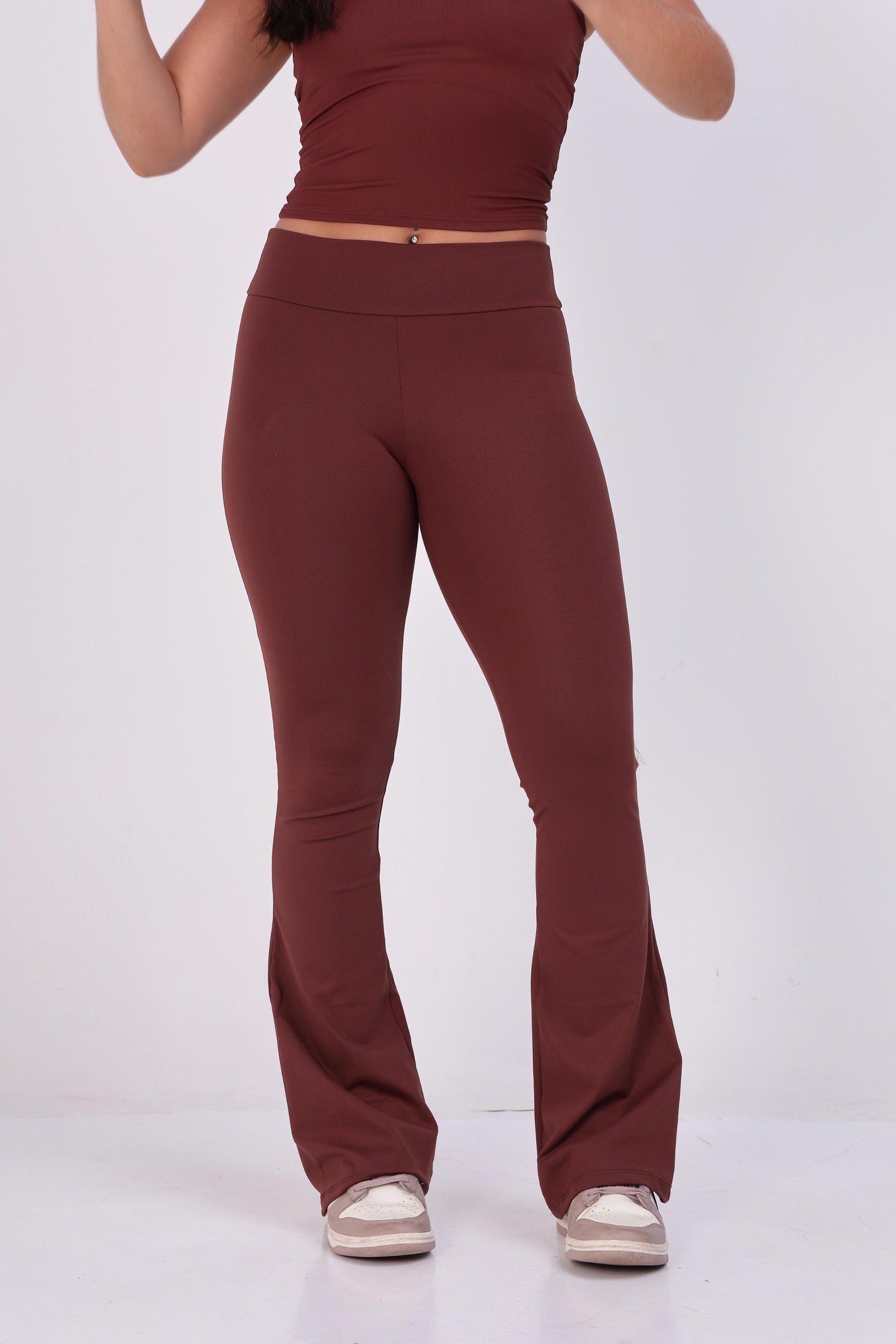 CALÇA FLARE