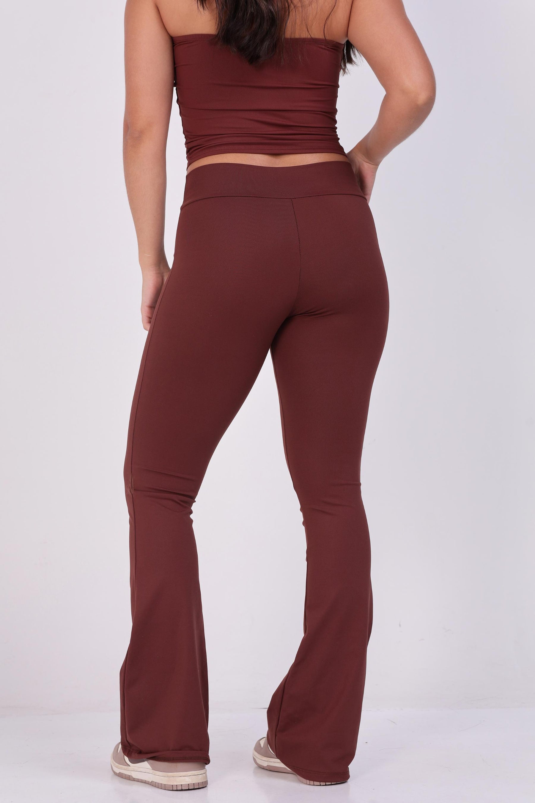 CALÇA FLARE